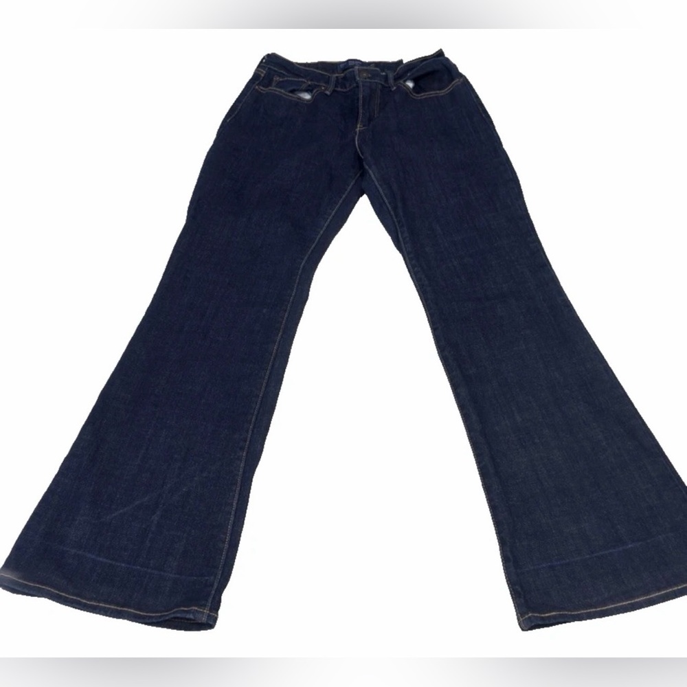Levi's Women's Dark Blue Flare Jeans size 8